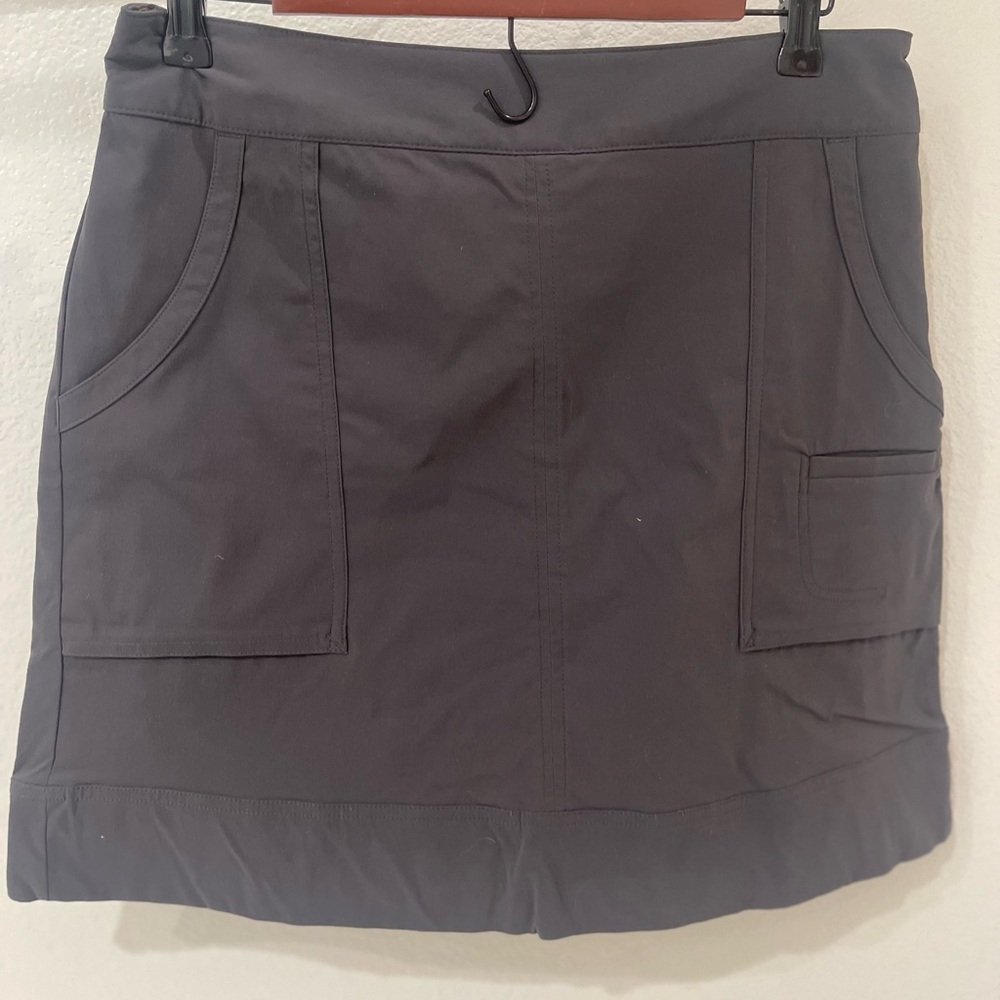 Lucy athletic walk about skort M